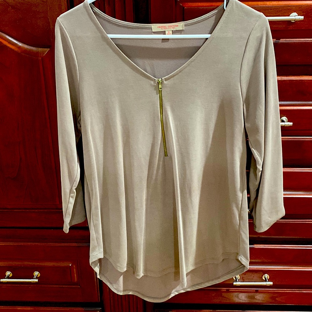 Boutique Item- Size Small front zipper smooth soft shirt